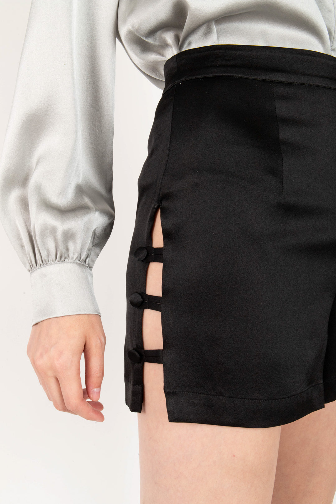 Mae Shorts - 100% Silk
