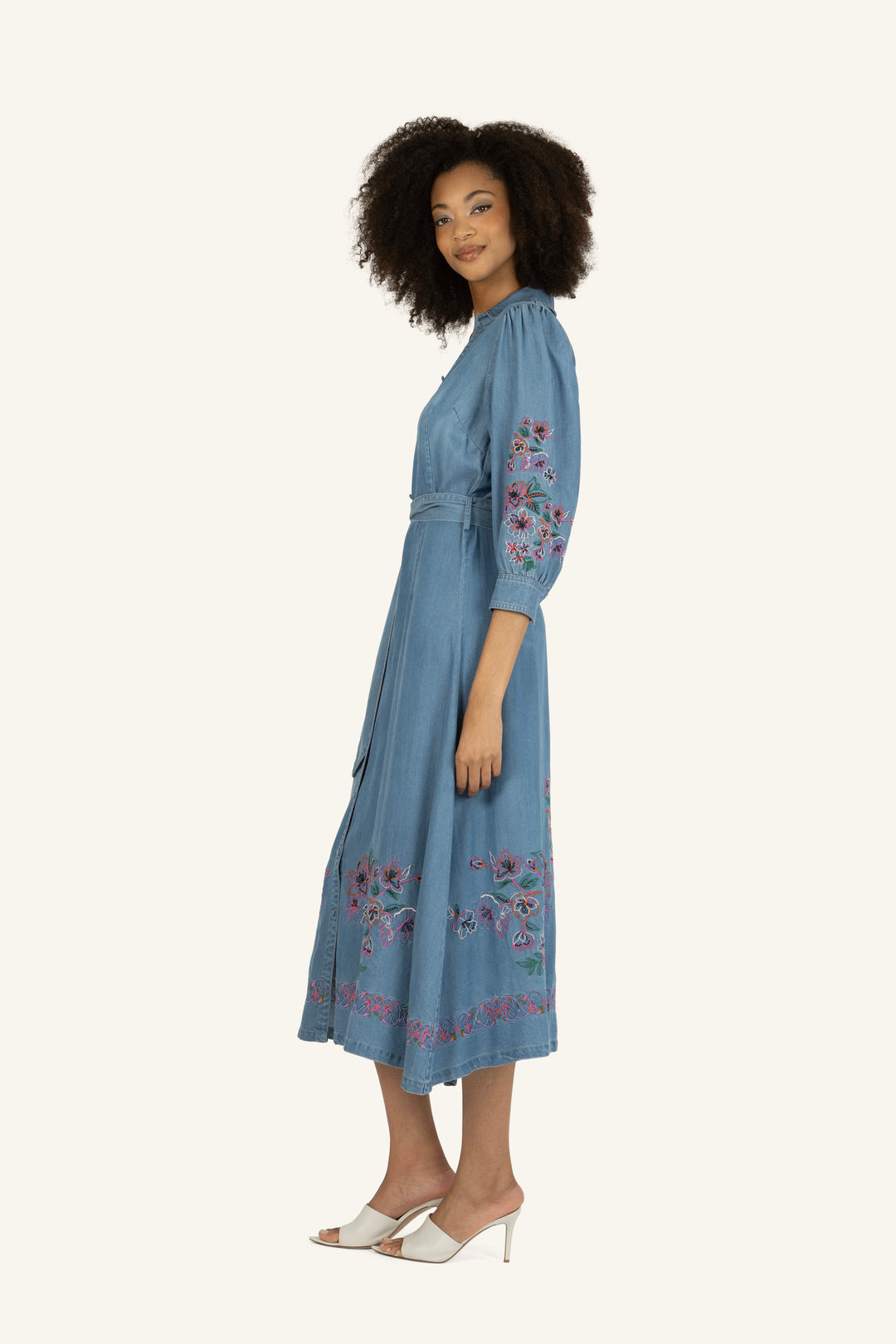 Lynn Dress - Tencel with Flower Embroidery