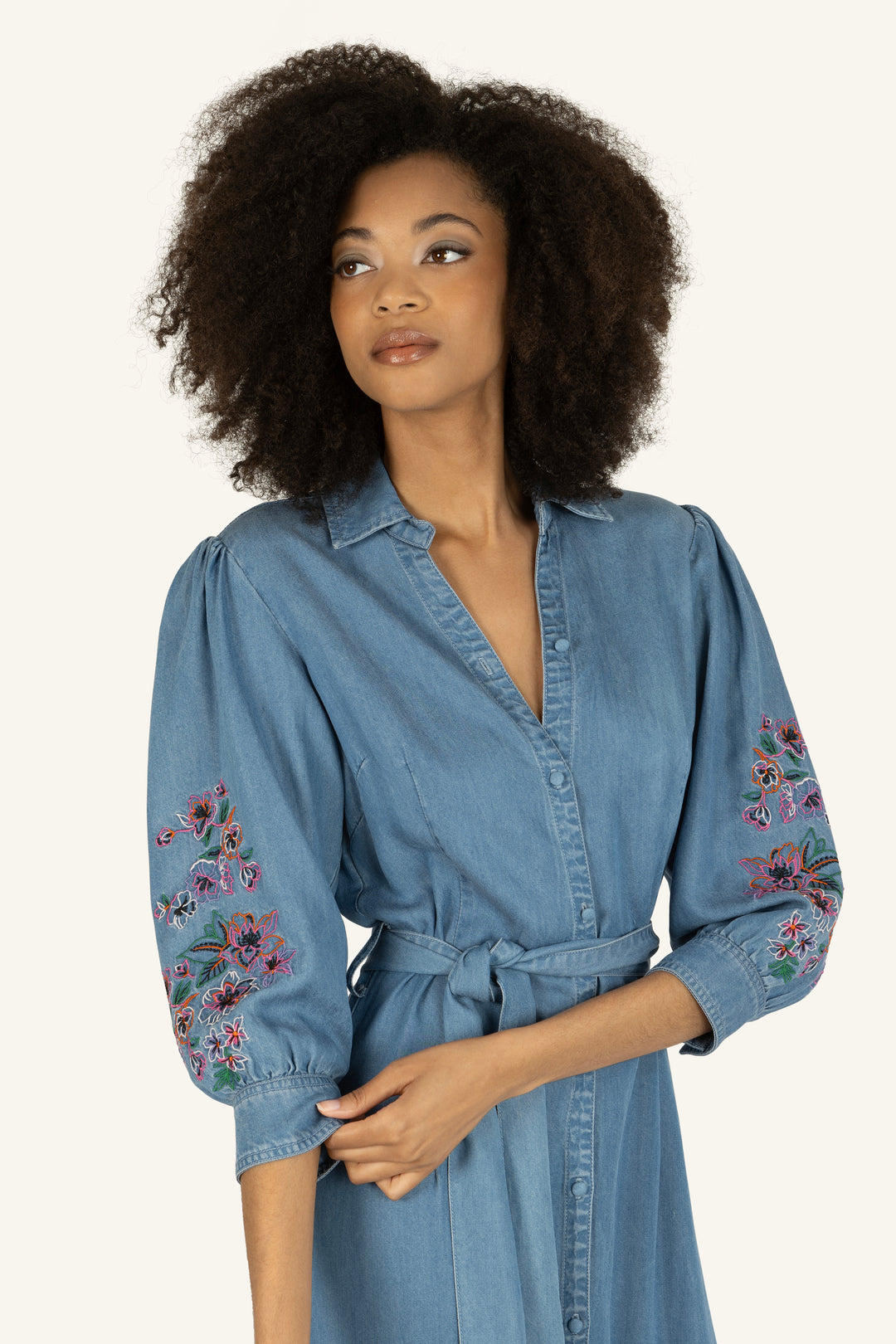 Lynn Dress - Tencel with Flower Embroidery